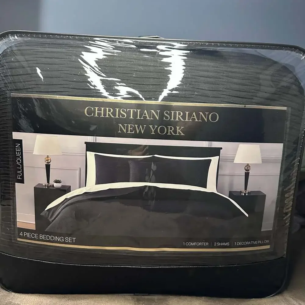 Christian Siriano New York 4 Piece Bedding Set Full/Queen Black